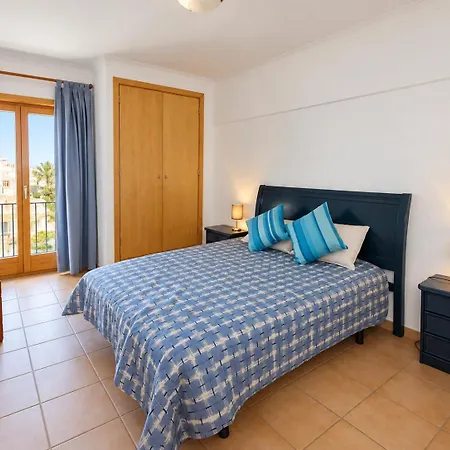 Apartment T2 Da Rocha/ Portimao